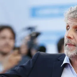 Stéphane Guillon: "J'espère que je vais garder mes révoltes, c'est ce qui me fait écrire"