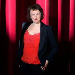 Anne Roumanoff sur ses 30 ans de carrière: "Ce qui m'émeut le plus c'est d'être encore là"