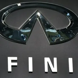 Vers "l'Infiniti" et au-delà