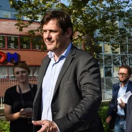 François Kalfon : "L'industrie française subit une sorte d'abandon national"