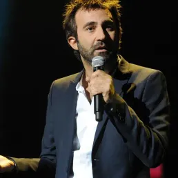 Mathieu Madénian dans en état d'urgence !