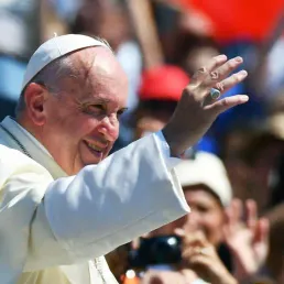 Le pape François durant la cérémonie de canonisation de Mère Teresa le 4 septembre 2016