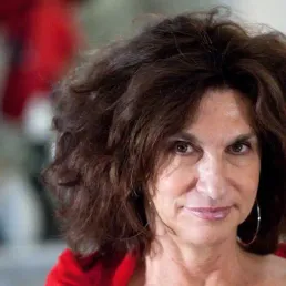 Fabienne Servan-Schreiber : "La fraternité est la grande oubliée de notre devise républicaine"