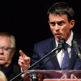 Manuel Valls refuse le statut de favori à la primaire de la gauche