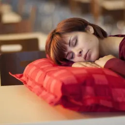 Les toutes premières recommandations du ministère de la Santé pour améliorer le sommeil des Français