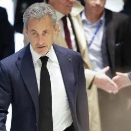 Nicolas Sarkozy a été exclu de la Légion d'honneur après sa condamnation dans l'affaire des écoutes.