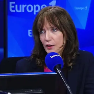 Nicole Bacharan Europe 1 2000*1000