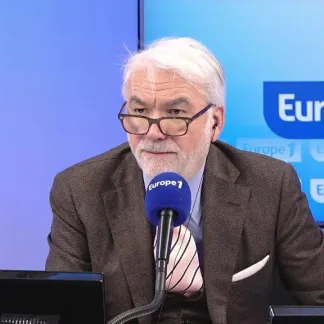 Natalité en France : «cette éco-anxiété, il faut revenir là-dessus, et je pense que des Greta Thunberg et autres ont une part de responsabilité dans ce délire» déclare Philippe Ballard