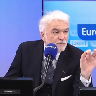 Retour de Donald Trump à la Maison Blanche : «Il faut vraiment approfondir nos relations avec les États-Unis sinon nous serons relativement dépassés par les événements» déclare Louis Alliot