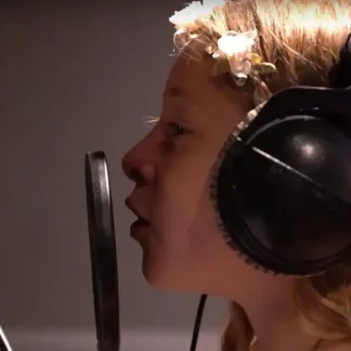 Gloria, Kids United, Emilie Jolie, capture d'écran YouTube, 1280