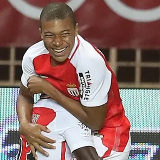 Kylian Mbappé célèbre son but contre Nancy