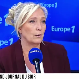 Marine Le Pen 2000*1000