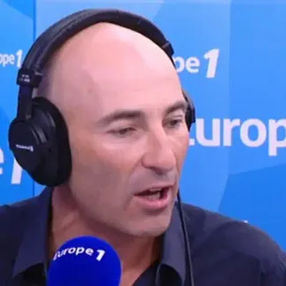 La revue de presque, Nicolas Canteloup 09.10.2015 1280x640