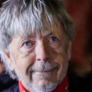 Renaud, auteur, compositeur et interprète 1280x640