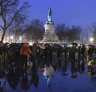 La morale de l'Info, Raphaël Enthoven 05.04.2016 1280x640