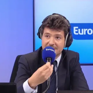 Grève des contrôleurs aériens : «Je ne cèderai pas à leurs revendications» affirme Philippe Tabarot