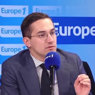 La mère de Philippine dénonce la censure du Conseil constitutionnel de la loi Marleix