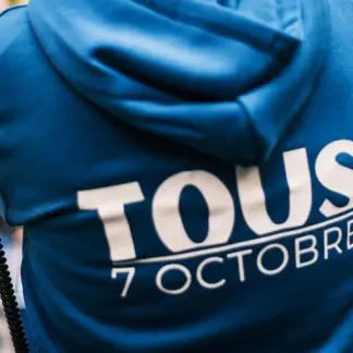 EXTRAIT - A Paris, l’association Tous 7 octobre organise une marche pour les otages détenus par le Hamas