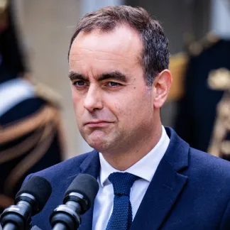 Quelques jours après sa démission, Sébastien Lecornu est finalement reconduit en tant que Premier ministre.