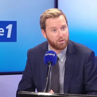 Le PS menace de faire tomber le gouvernement Lecornu : «Tout se joue autour de cette force politique», explique Thomas Bonnet