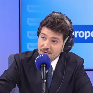 «Un monde de lâches et de pleutres» : Eliott Deval fustige le silence du milieu artistique sur la haine contre les artistes juifs