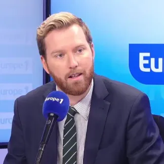 Réforme de l’immigration au Royaume-Uni : «Il y a une forme de lucidité dans ce plan» estime le journaliste Thomas Bonnet