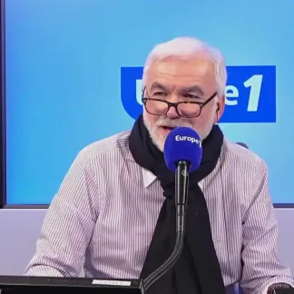 J-2 avant Noël : Les grandes voix de la chanson