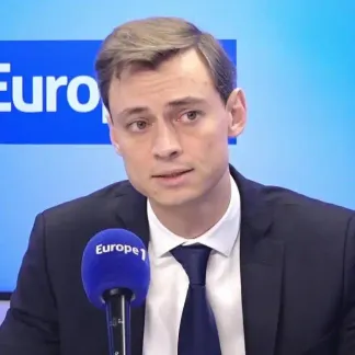 «2025 est un point de bascule dans notre démographie», appuie François Pierrard