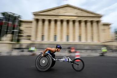 Jeux paralympiques : Amélie Oudéa-Castera confirme une rallonge de 33 millions d'euros de l'Etat