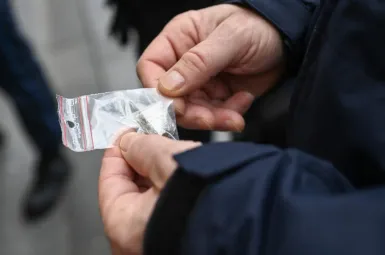 La création d'un parquet national anti-narcotrafic, nouvelle mesure de Bruno Retailleau