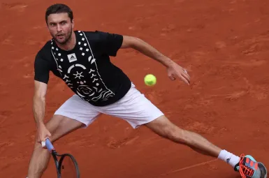 Gilles Simon s'est qualifié pour le troisième tour.