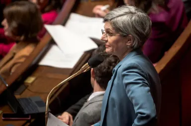 Sandrine Rousseau, 20.000 tweets au compteur, quitte le réseau social X.