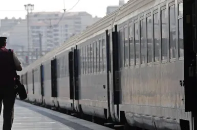 Les contrôleurs de la RATP et de la SNCF désormais équipés de caméras piétons