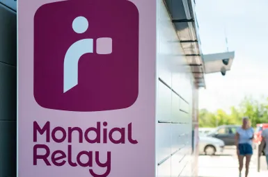 Mondial Relay abandonne des centaines de commerçants pour la distribution des colis au profit des «lockers»