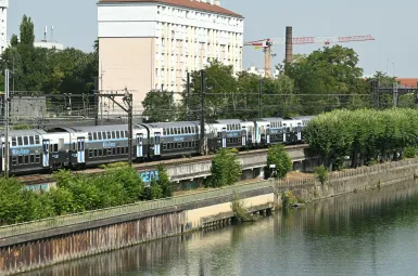 Choisy-le-Roi : un homme en garde à vue, une semaine après la découverte de quatre corps flottant dans la Seine