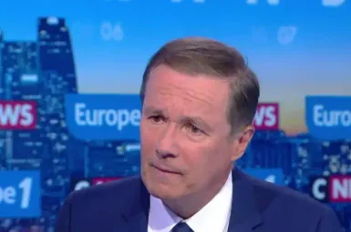 «L'État ne se fait pas respecter», constate Nicolas Dupont-Aignan