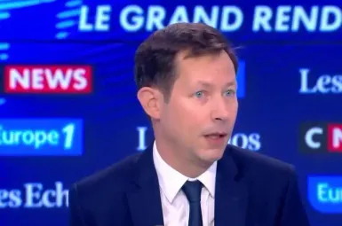 Immigration : "Le référendum, c’est le moyen de redonner la main au peuple sur la politique migratoire", souligne François-Xavier Bellamy