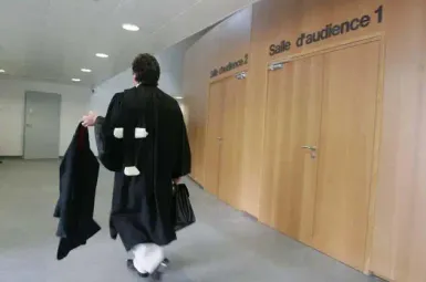 Jugée pour avoir intoxiqué la famille juive chez qui elle travaillait, une nourrice nie les faits à la surprise générale