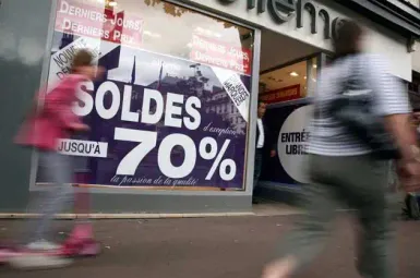 «J'ai envie de profiter à fond» : en Lorraine, les clients cherchent de quoi s'habiller chaudement pendant les soldes d'hiver