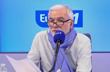 Pascal Praud et vous - Pourquoi les relations amoureuses sont-elles en baisse chez les jeunes ? Les explications d'un sexologue