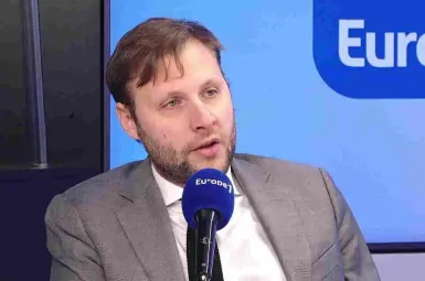 «ACAB party» : «Un mélange de laxisme et d’impuissance politique totale», juge Alexandre Devecchio