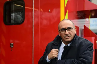 Explosion dans l'Ain : une personne «manque à l'appel» et les recherches ont repris, annonce Laurent Nuñez