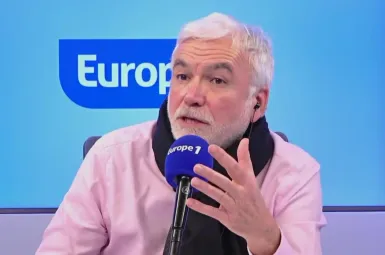 Jordan Bardella dans «Quelle époque !» : Pascal Praud dénonce le «mépris de classe» à l'encontre du président du RN