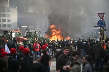 Colère agricole : des milliers d'agriculteurs européens réunis à Bruxelles pour manifester