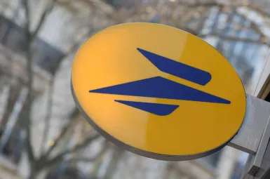 La Poste : la cyberattaque «a baissé en intensité» mais «se poursuit», la distribution des colis toujours perturbée