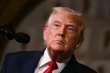 Donald Trump a annoncé jeudi que les Etats-Unis avaient mené de "nombreuses" frappes meurtrières contre l'Etat islamique