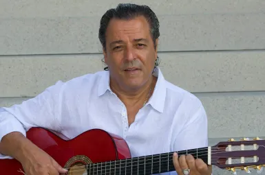 «Si elle n'avait pas existé, même nous, on n'existait pas» : Chico, cofondateur des Gipsy Kings, revient sur sa rencontre avec Brigitte Bardot