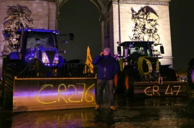EN DIRECT - Colère agricole : une centaine de tracteurs dans les rues de la capitale, selon le ministère de l'Intérieur