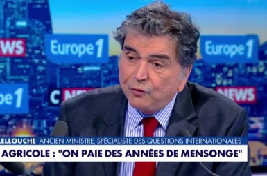 Pierre Lellouche, ancien ministre et spécialiste des questions internationales, était l'invité de La Grande interview.