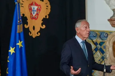 Qui succédera à Marcelo Rebelo de Sousa à la présidence de la République portugaise ? Cinq candidats peuvent prétendre à accéder au second tour